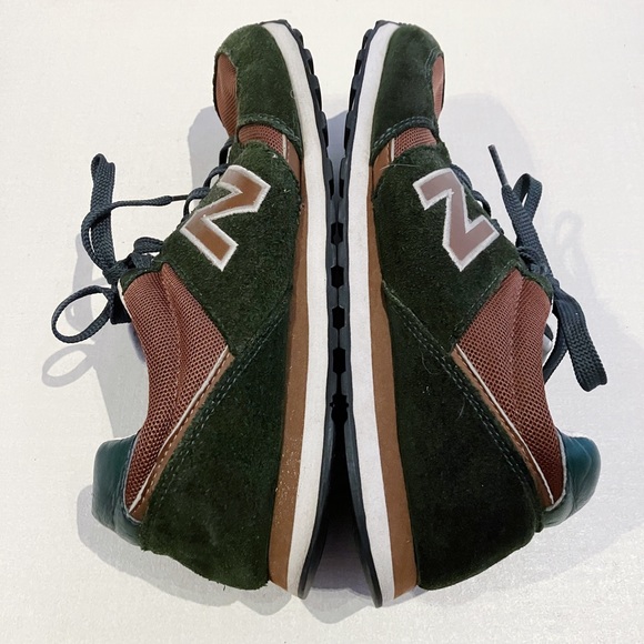 New Balance Green and Brown Men’s Sneakers - Picture 5 of 7